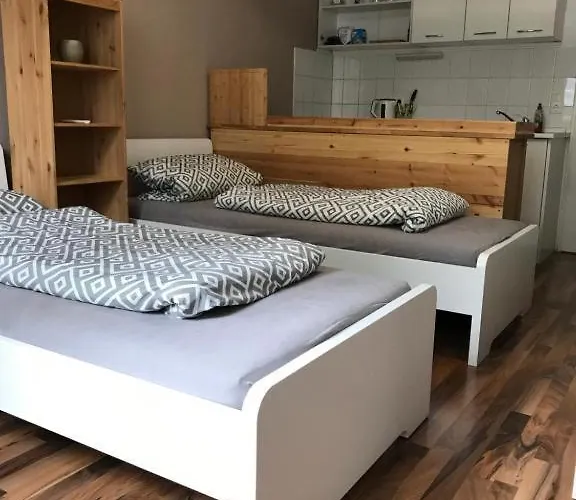 Feel Apartments